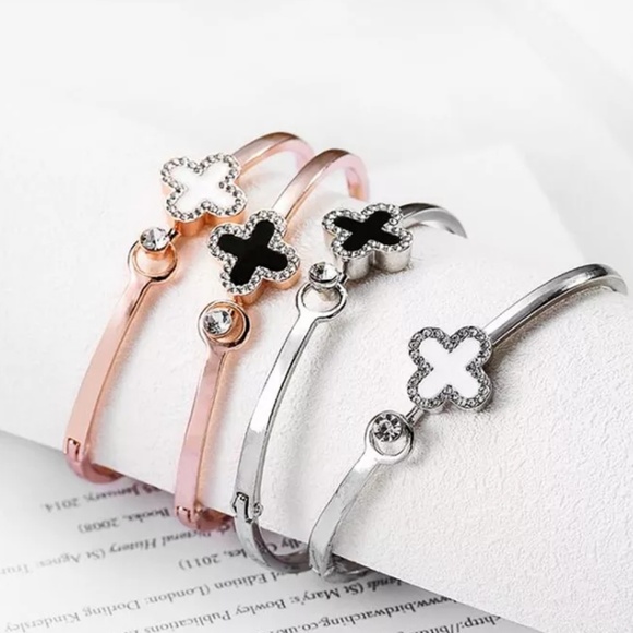 Four Leaf Clover Rose Gold Open Hinge Bangle - Picture 2 of 8